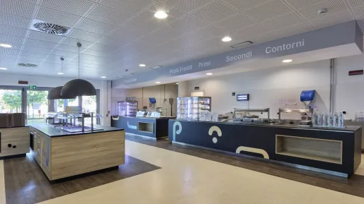 Interno mensa 1