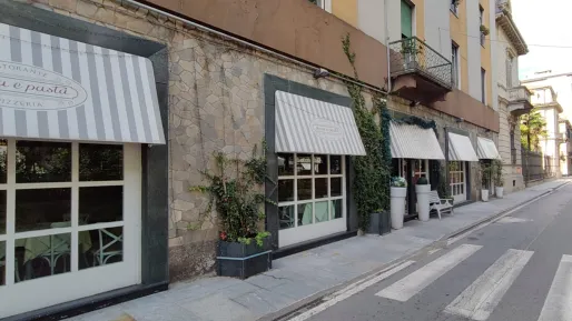 Locale Pizza e Pasta Vercelli