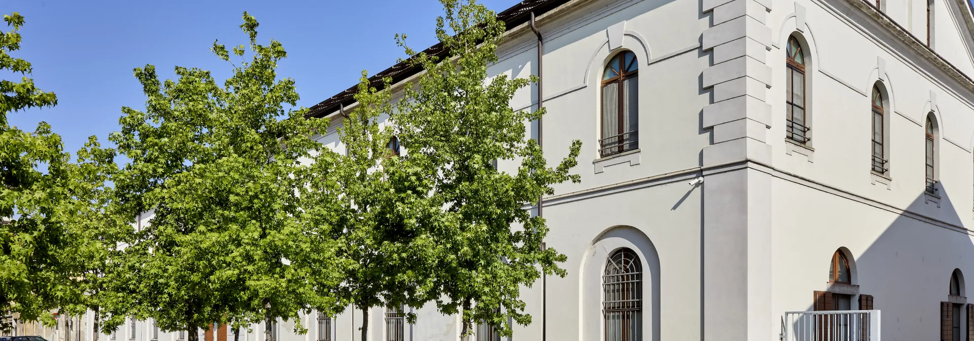 Esterno Residenza Castalia